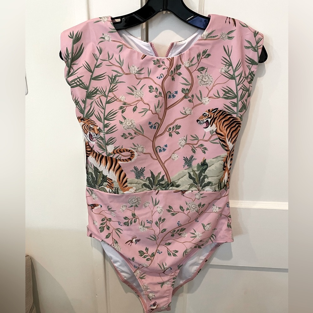 AVERIE very detailed one piece bathing suit